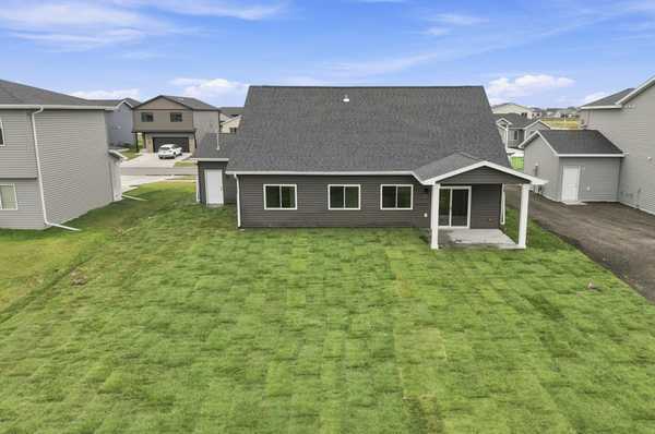 6281 86th AVE S, Horace, ND 58047