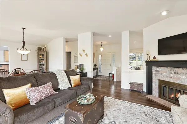 5440 NW Eldorado BLVD, Bremerton, WA 98312