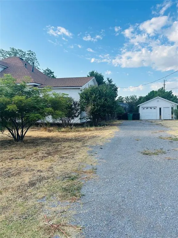 409 N Locust ST, Granite, OK 73547