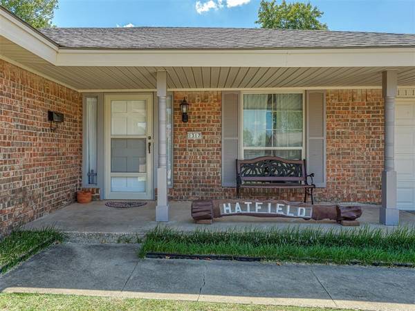 1317 California AVE, Chickasha, OK 73018