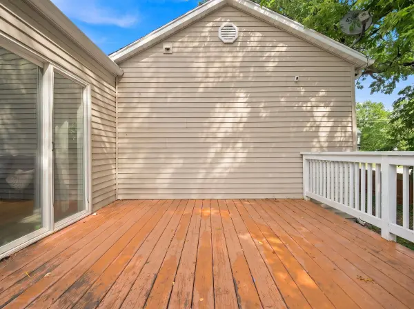 117 W CUSTER AVE, Oshkosh, WI 54901