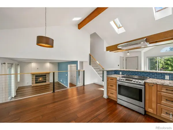 906 Deer Creek LN, Fort Collins, CO 80526