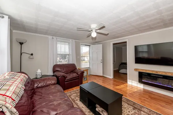 307 Hannum St, Alcoa, TN 37701