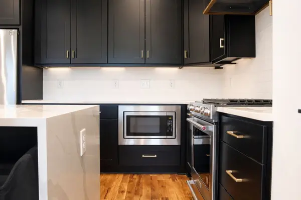 1002B Monroe St, Nashville, TN 37208