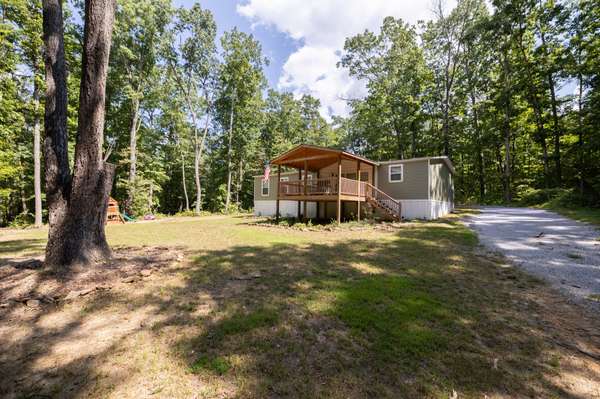 848 Black Mountain Rd, Dunlap, TN 37327