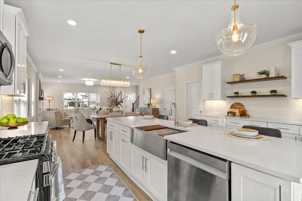 1751 16th Ave #N, Nashville, TN 37208