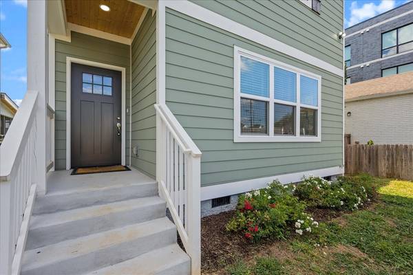 1751 16th Ave #N, Nashville, TN 37208
