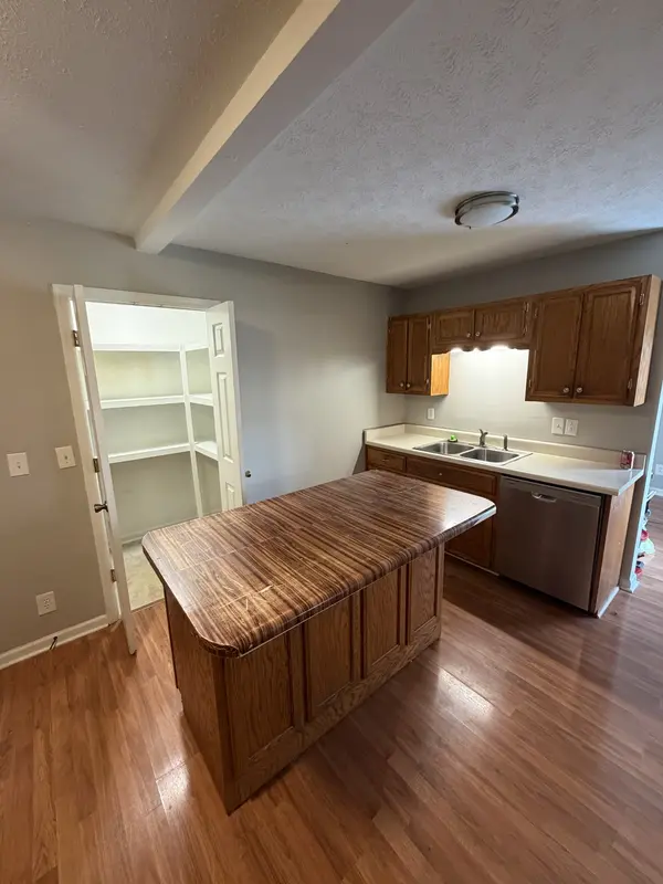 4170 Dot Rd, Springfield, TN 37172