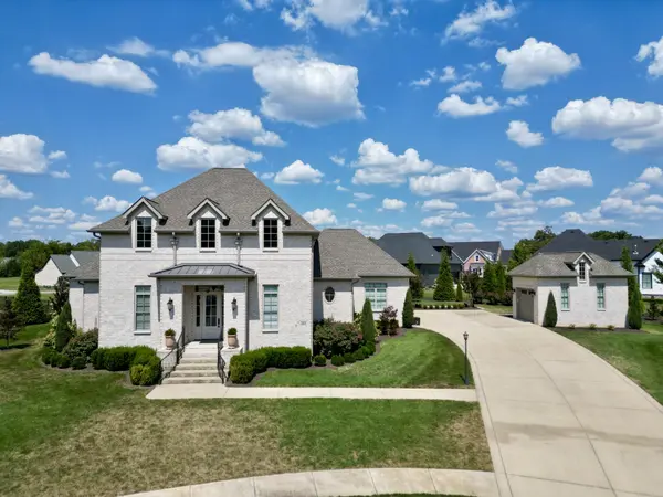 753 Cousins Ct, Bowling Green, KY 42103