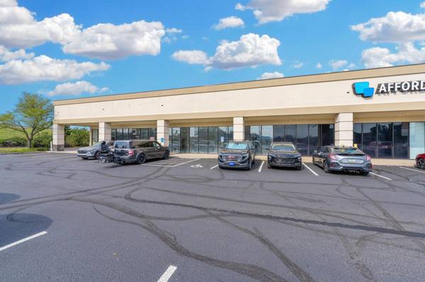 3411 N Rock Rd, Wichita, KS 67226