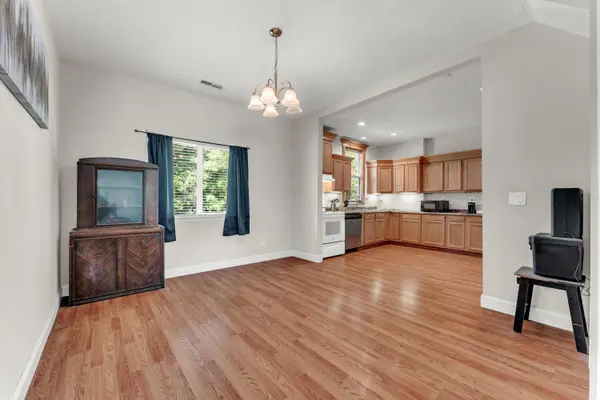 2226 N Jefferson AVE, Springfield, MO 65803