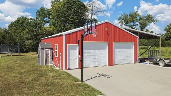 18505 E 1000 RD, Stockton, MO 65785