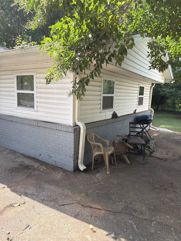 107 Blossom DR, Greenville, SC 29605