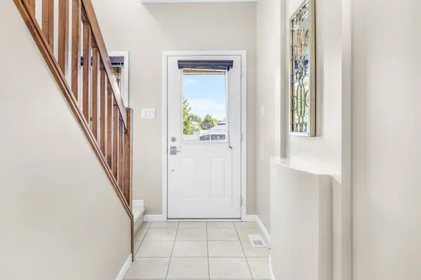 24 Hackberry TRL, Carleton Place, ON K7C 0B1