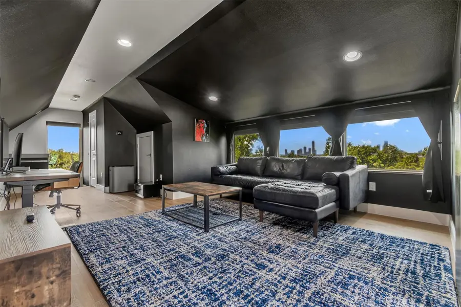 3010 E 18TH 1/2 ST #A, Austin, TX 78702