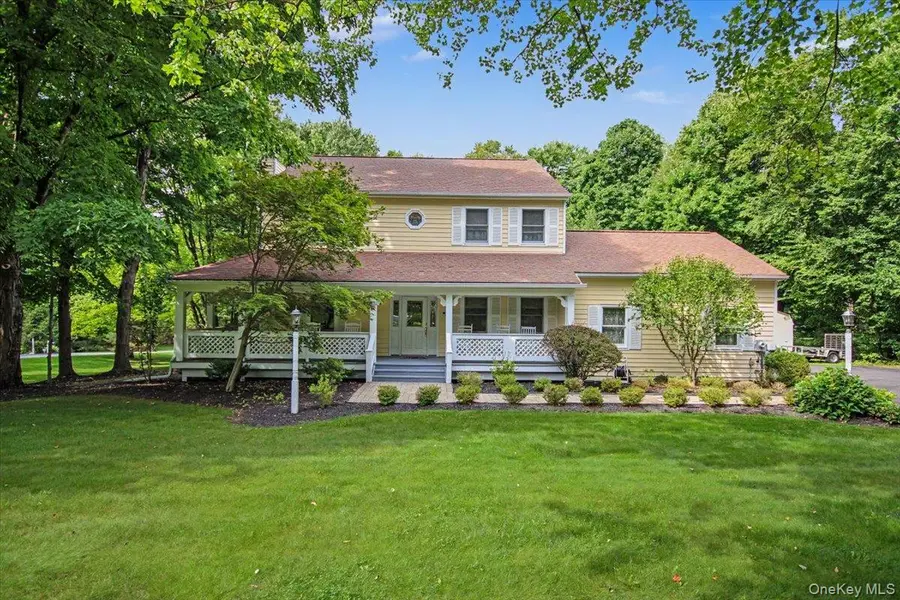 84 Harden DR, Lagrangeville, NY 12540