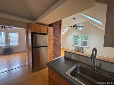 7 Aberdeen DR, Huntington, NY 11743