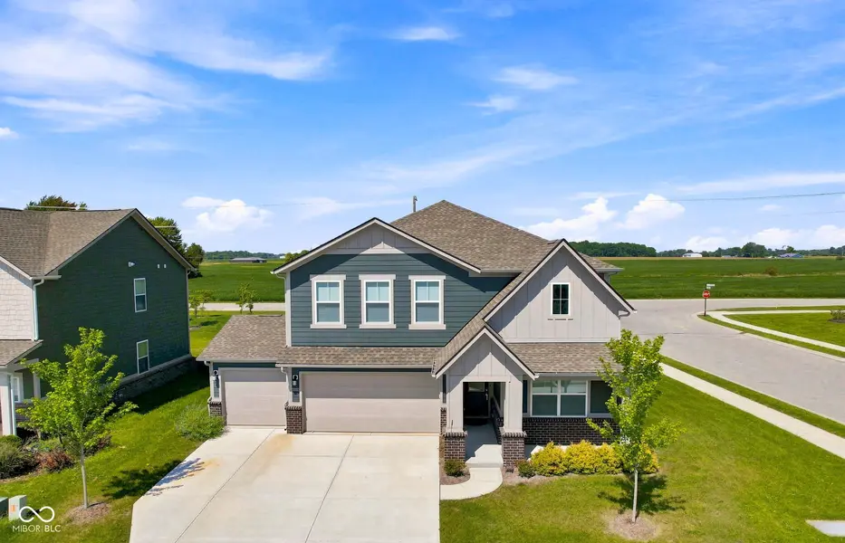 6778 Sugar Creek LN, Whitestown, IN 46075