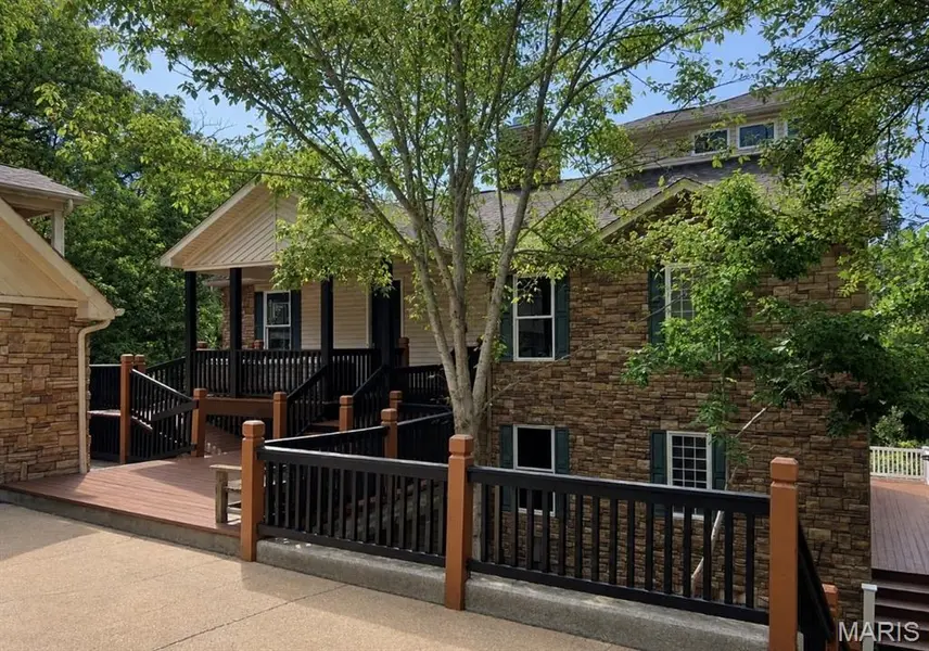 816 W Gray Friar, Marthasville, MO 63357