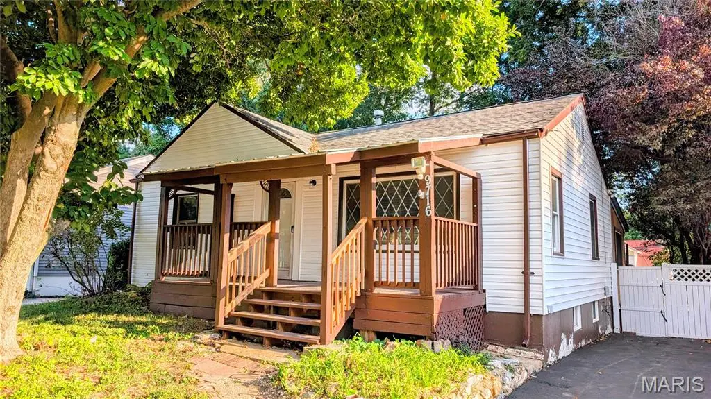 9716 Lilly Jean DR, Woodson Terrace, MO 63134