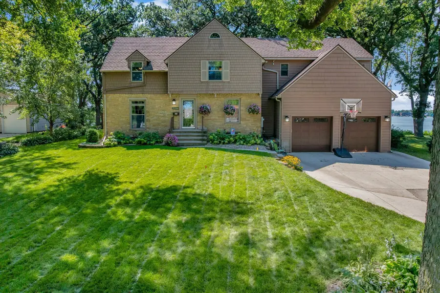 1210 Albion AVE, Fairmont, MN 56031
