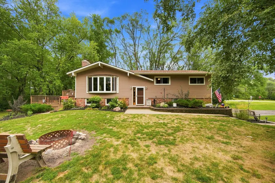 861 Willow Ridge 1, Hudson, WI 54016