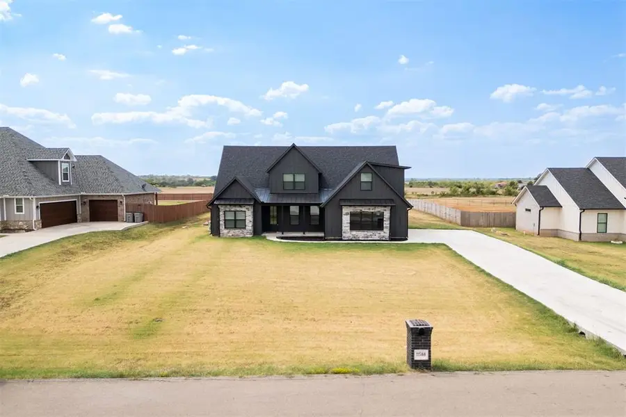 11588 Carefree Ln LN, Shawnee, OK 74804