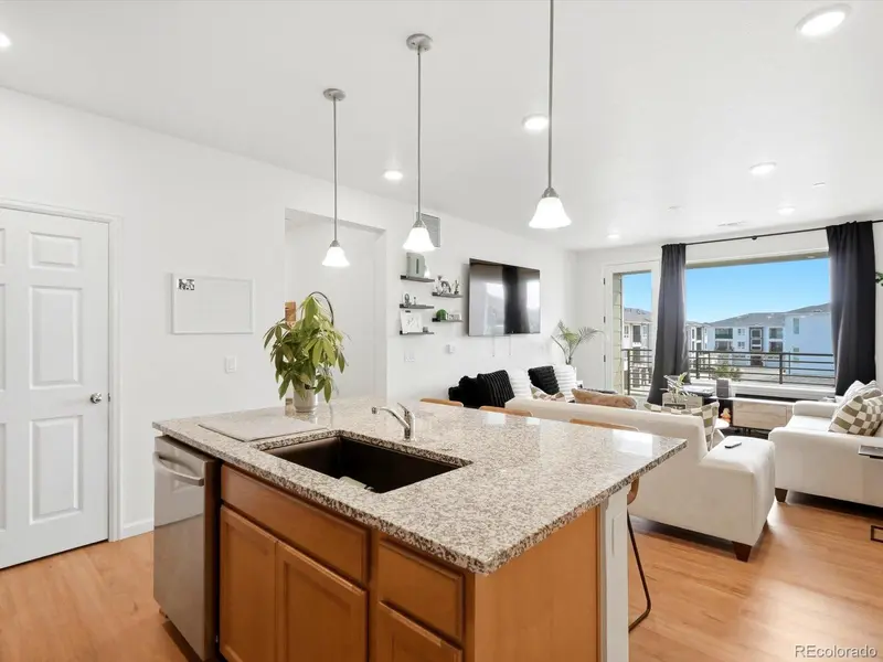 6153 N Ceylon ST #301, Denver, CO 80249