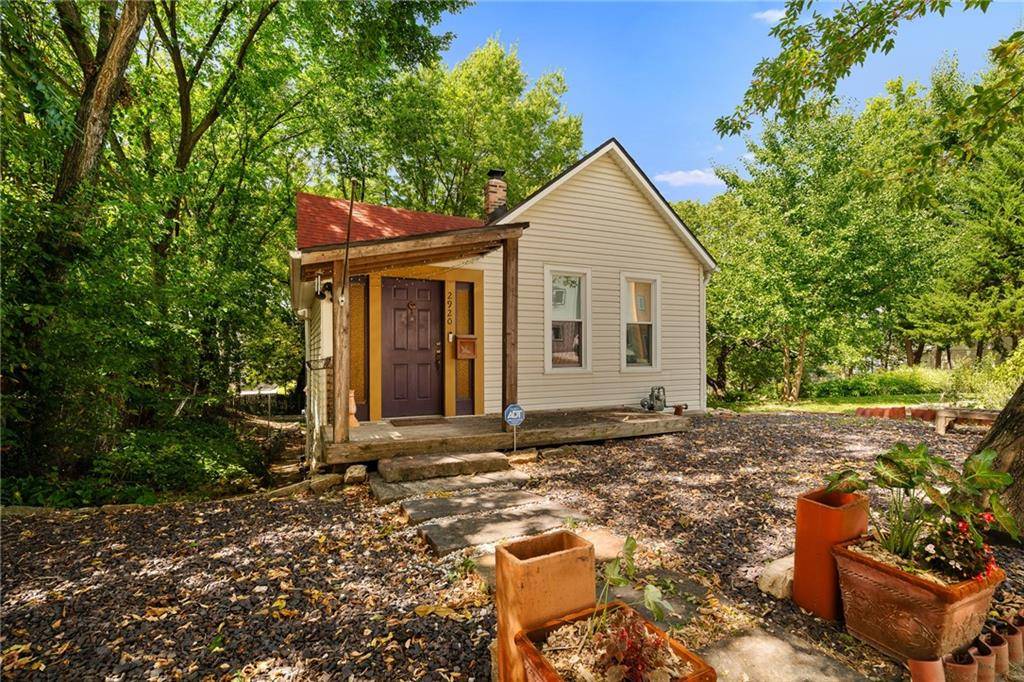 2920 Belleview AVE, Kansas City, MO 64108
