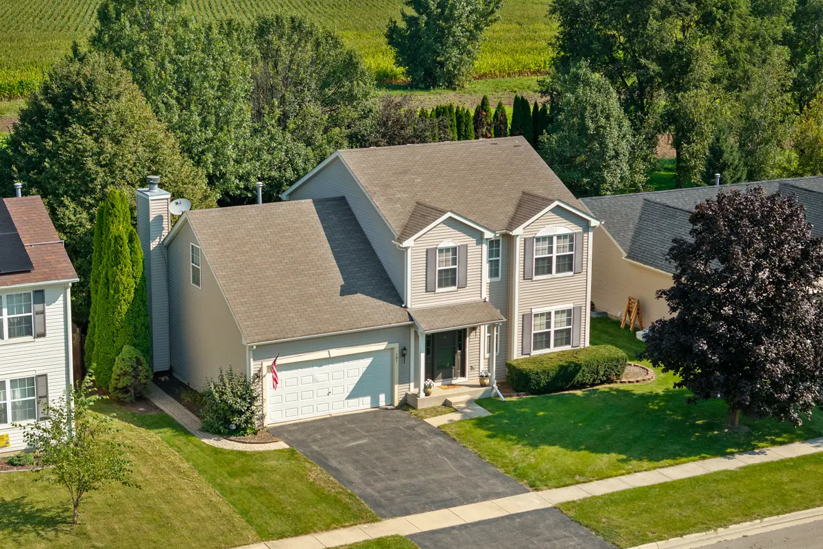 181 W PRAIRIEFIELD AVE, Cortland, IL 60112
