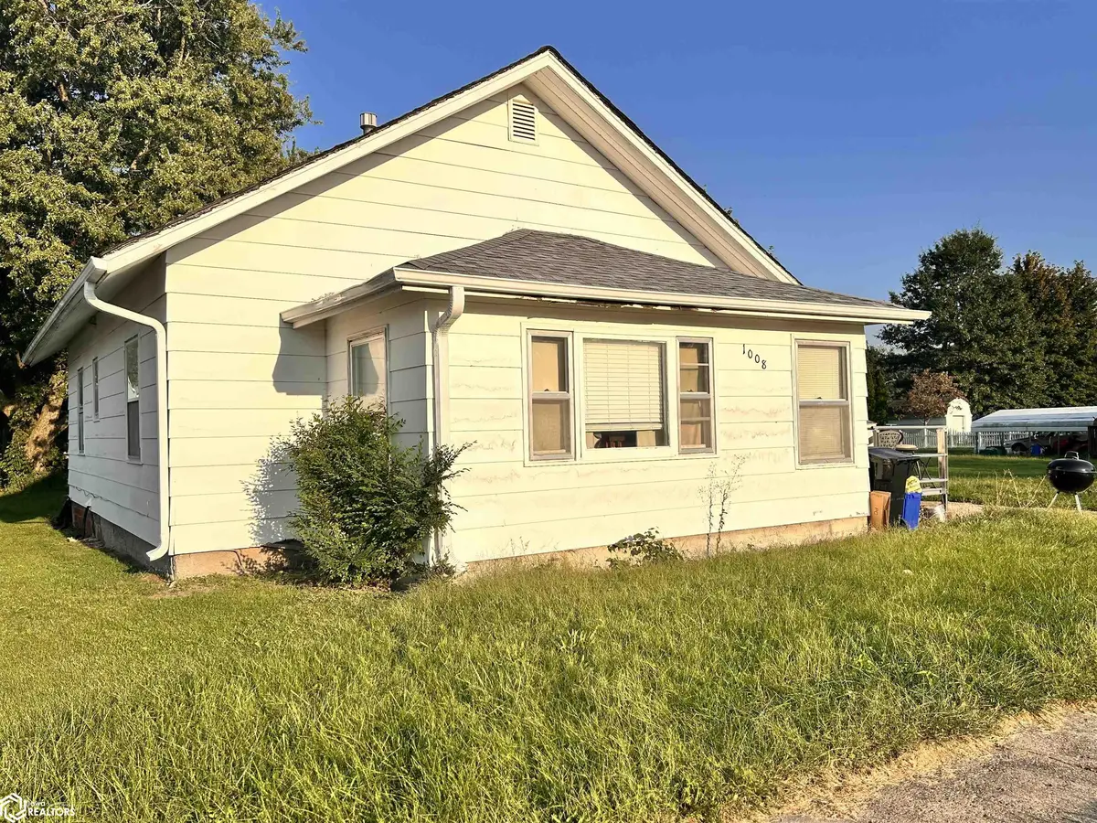 1008 S Sheridan AVE, Ottumwa, IA 52537