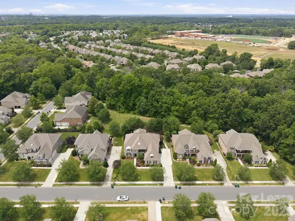 6812 S Creek RD, Charlotte, NC 28277