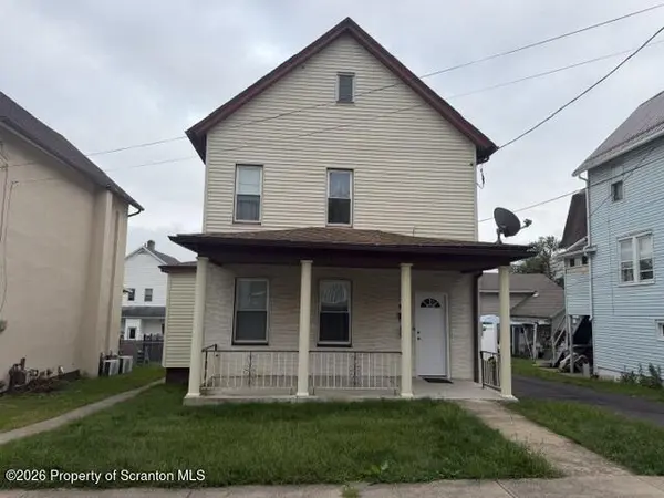 1102 Prescott AVE, Dunmore, PA 18510