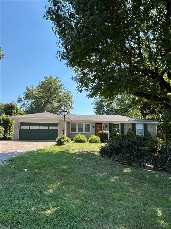 734 N Allen RD, Independence, MO 64050