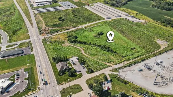 S 169 HWY, Smithville, MO 64089