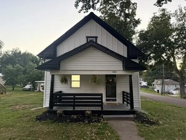 1500 S Maywood AVE, Independence, MO 64052