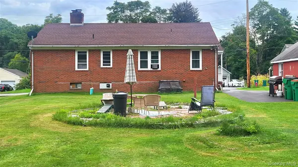 6 Bircher AVE, Poughkeepsie, NY 12601