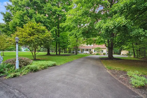 84 Harden DR, Lagrangeville, NY 12540