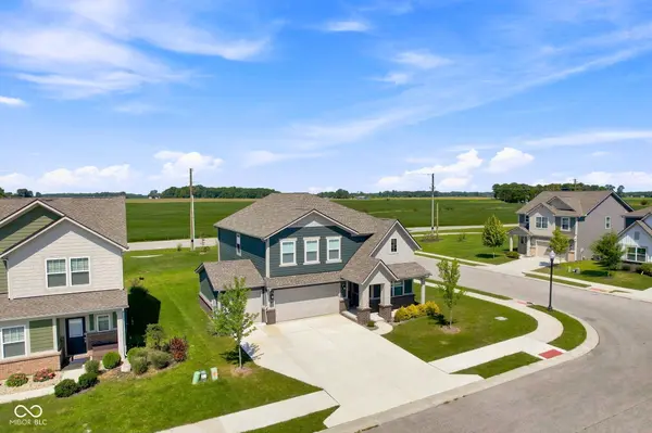 6778 Sugar Creek LN, Whitestown, IN 46075