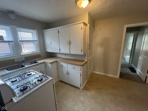 5322 Winthrop AVE, Indianapolis, IN 46220