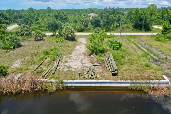 8528 SANTA CRUZ DR, Port Charlotte, FL 33981