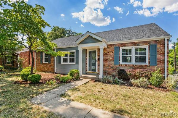 745 W Oak DR, Glendale, MO 63122