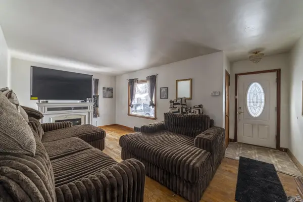 132 Hendricks ST, Michigan City, IN 46360