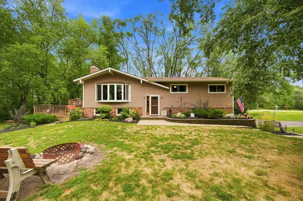 861 Willow Ridge 1, Hudson, WI 54016