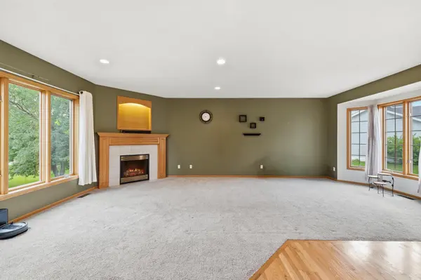 21386 Goldenrod CIR, Rogers, MN 55374