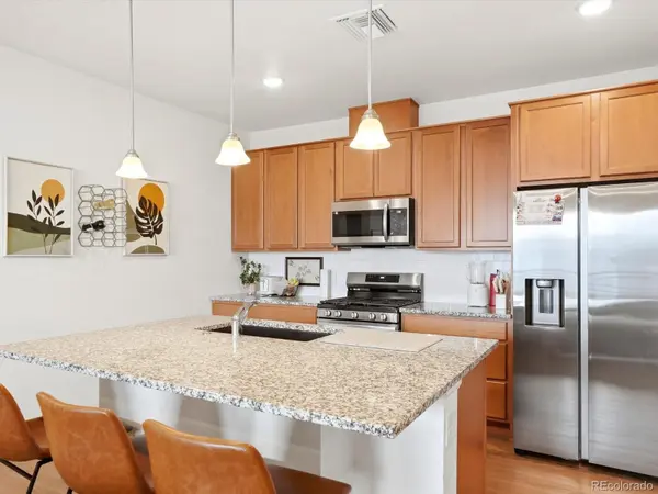 6153 N Ceylon ST #301, Denver, CO 80249