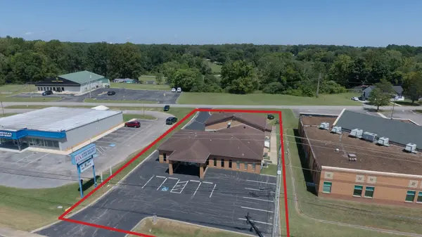 2114 N Jackson St, Tullahoma, TN 37388