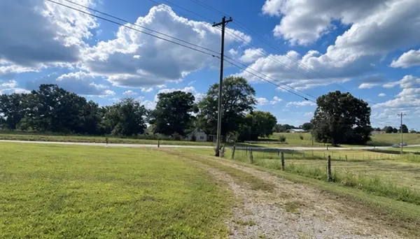 4142 Yager Rd, Mcminnville, TN 37110