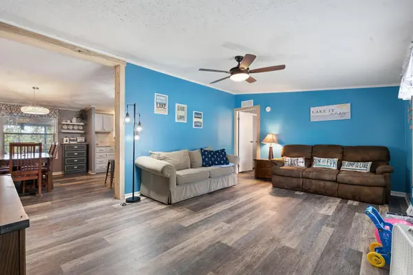 152 Linden DR, Branson West, MO 65737