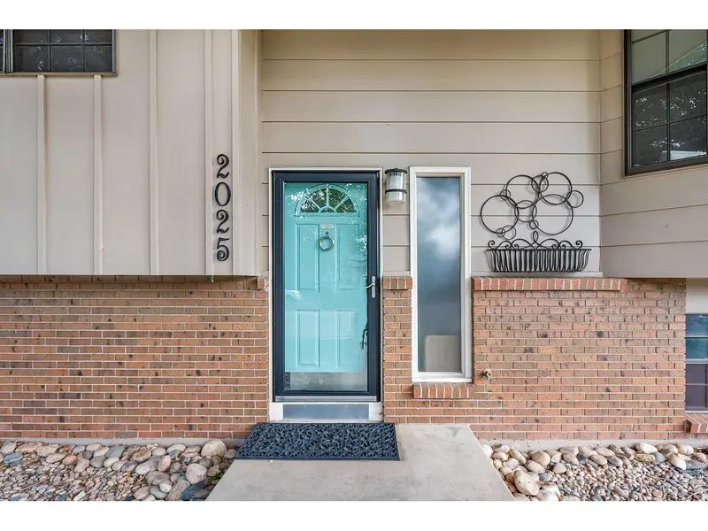 2025 Sheffield, Fort Collins, CO 80526